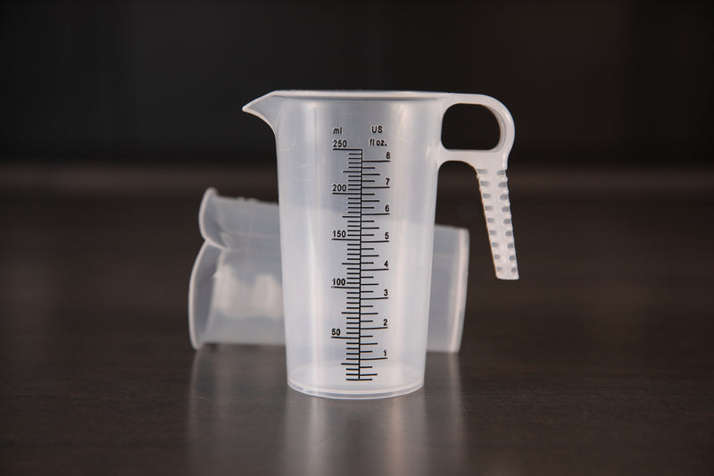 Accu-Pour™ Polypropylene Measuring Pitcher