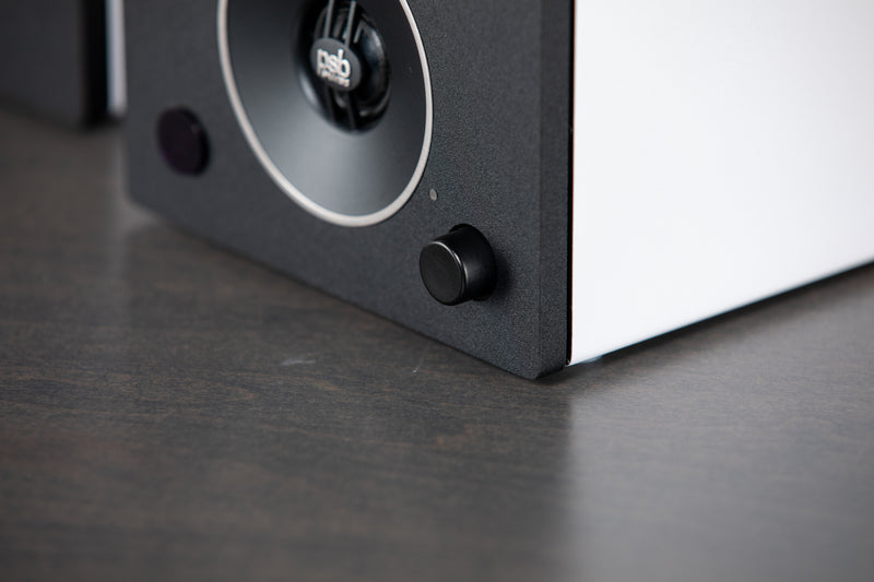 PSB Alpha AM3/AM5 Powered Bookshelf Speakers